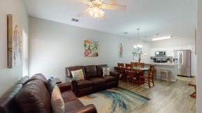 BC202 Funky Parrot, Heated Saltwater Pool, Short Walk to Beach, Gameroom